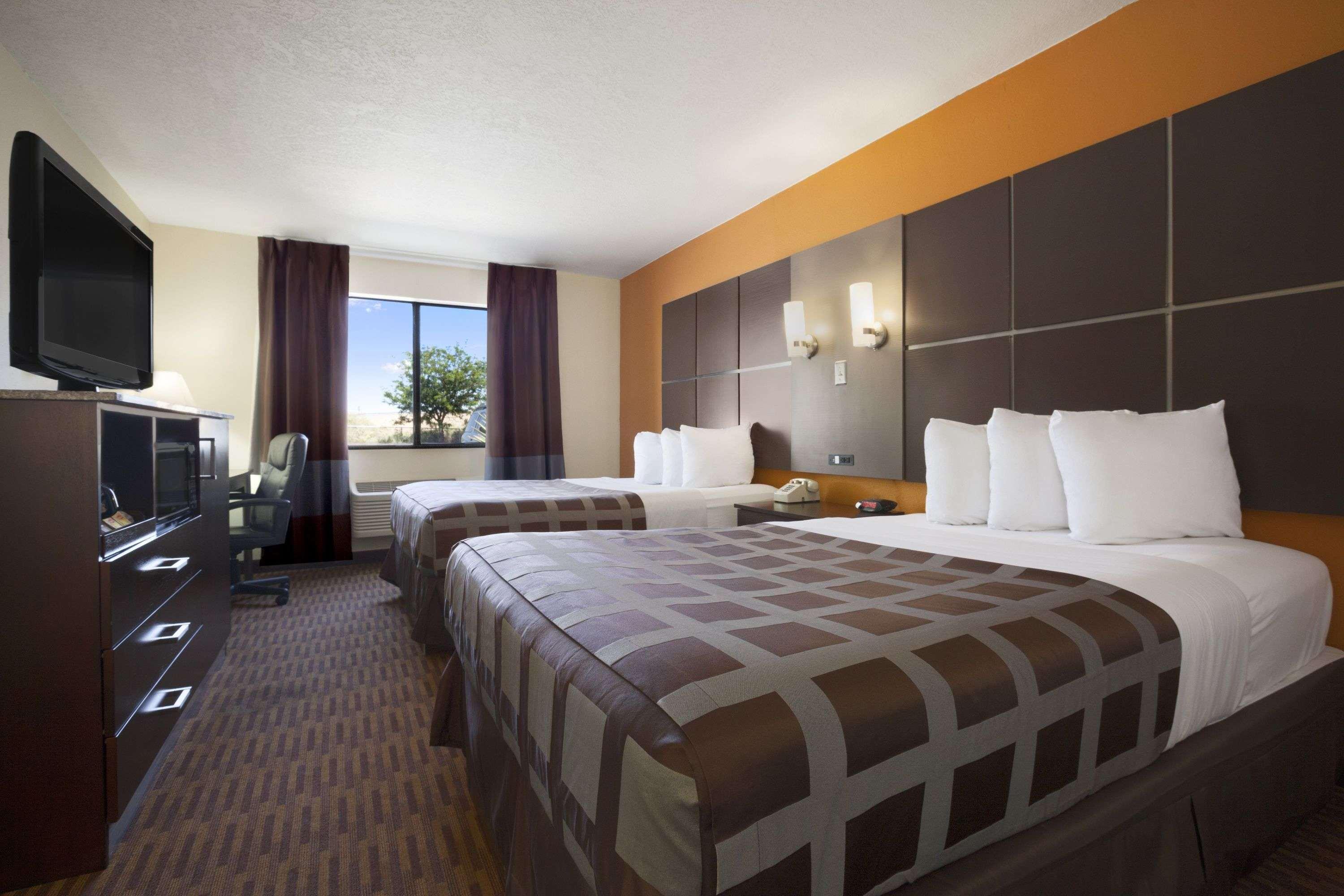Days Inn By Wyndham Los Lunas Luaran gambar